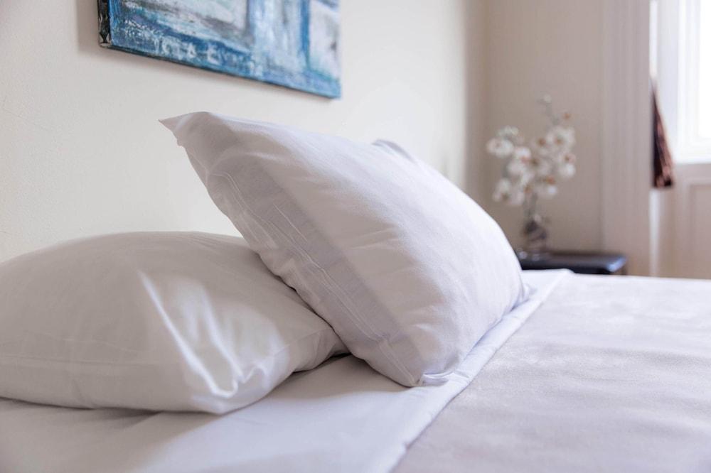 Auberge & Hotel Montreal Espace Confort Екстер'єр фото