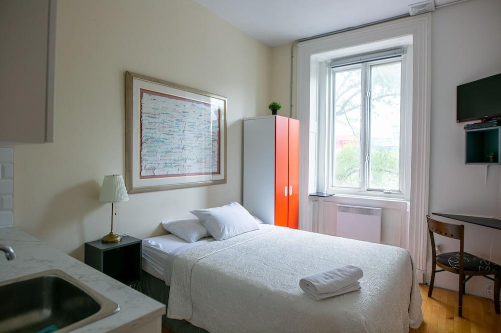 Auberge & Hotel Montreal Espace Confort Екстер'єр фото