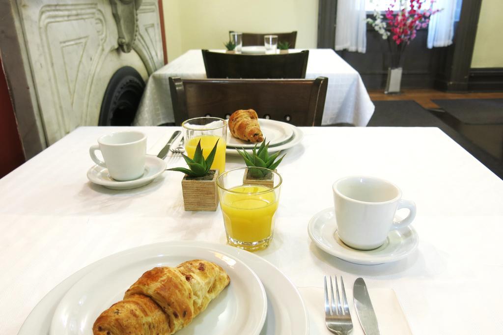Auberge & Hotel Montreal Espace Confort Екстер'єр фото