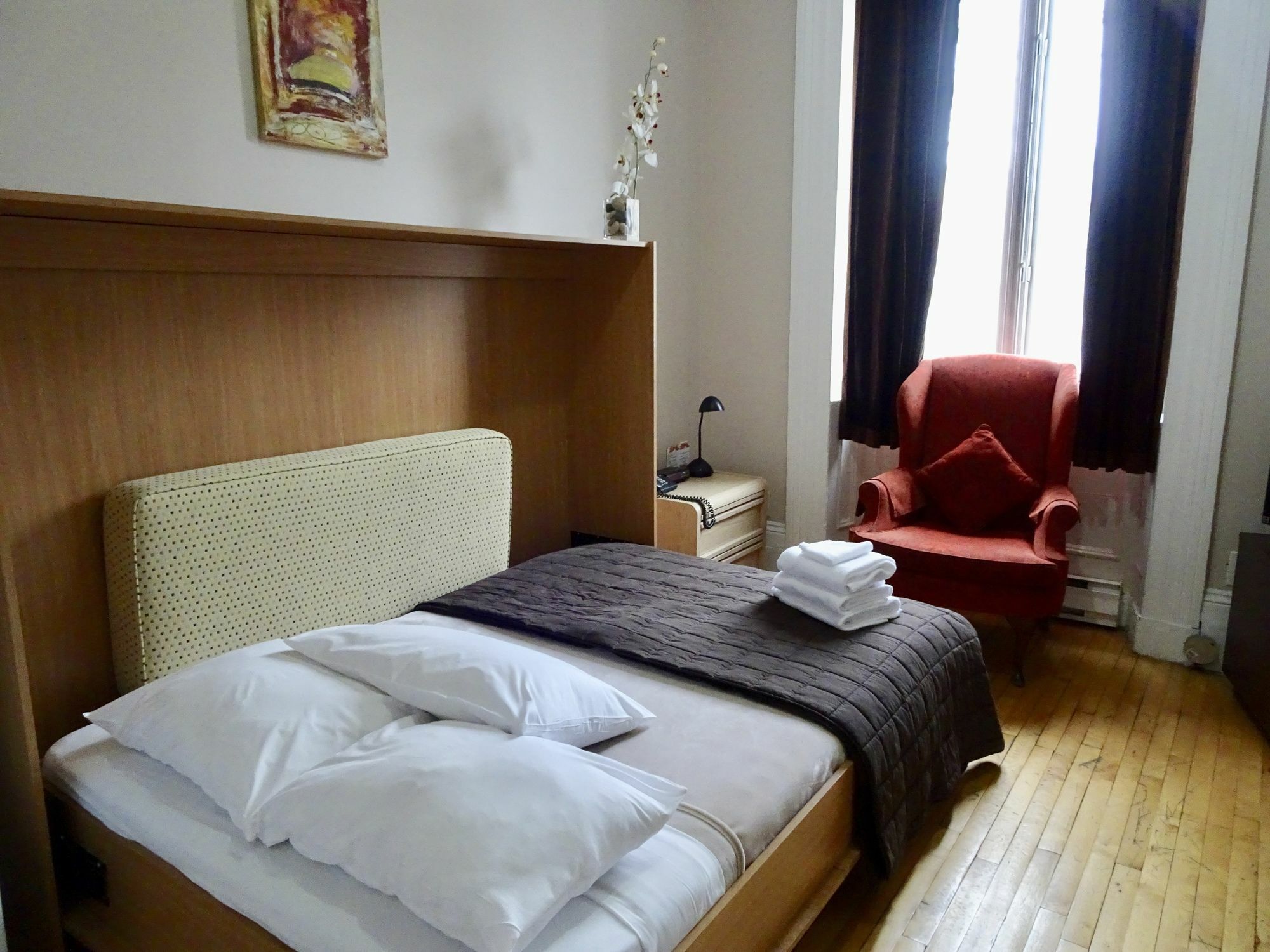Auberge & Hotel Montreal Espace Confort Екстер'єр фото