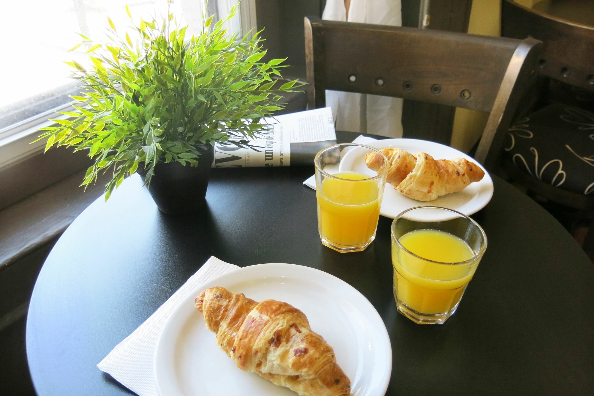 Auberge & Hotel Montreal Espace Confort Екстер'єр фото